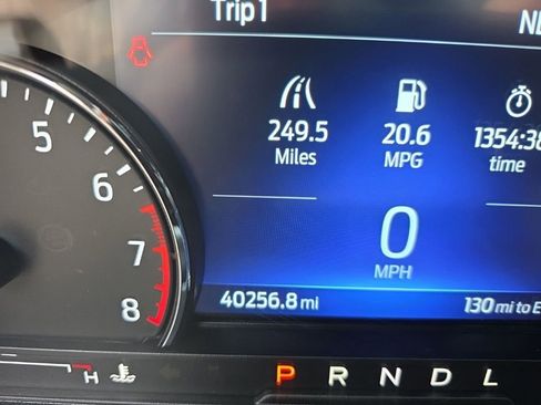 Certified 2022 Ford Explorer XLT w/ Equipment Group 202A image 32