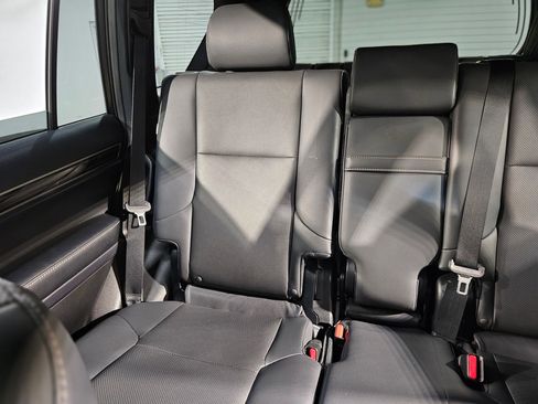 Used 2021 Lexus GX 460 Premium image 12