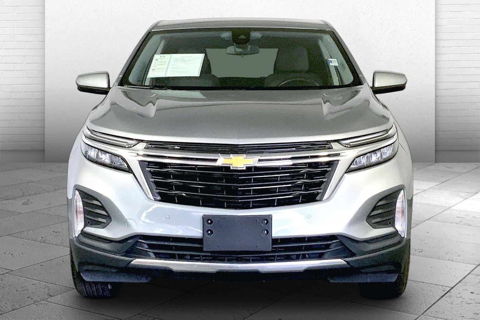 Used 2024 Chevrolet Equinox LT AWD/4WD image 2