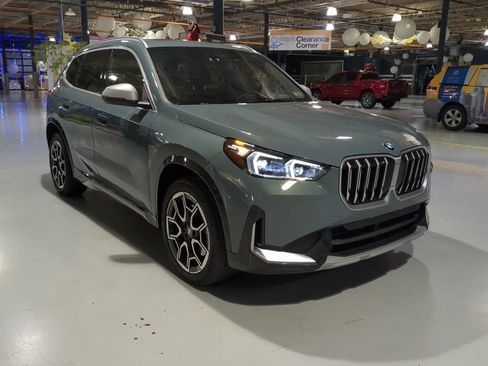 Used 2024 BMW X1 xDrive28i w/ Convenience Package AWD/4WD image 5