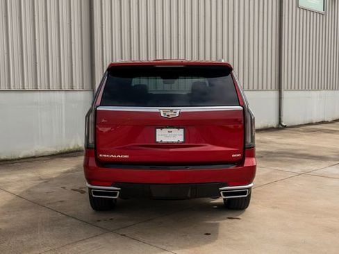 Used 2024 Cadillac Escalade Premium Luxury w/ Performance Package RWD image 4