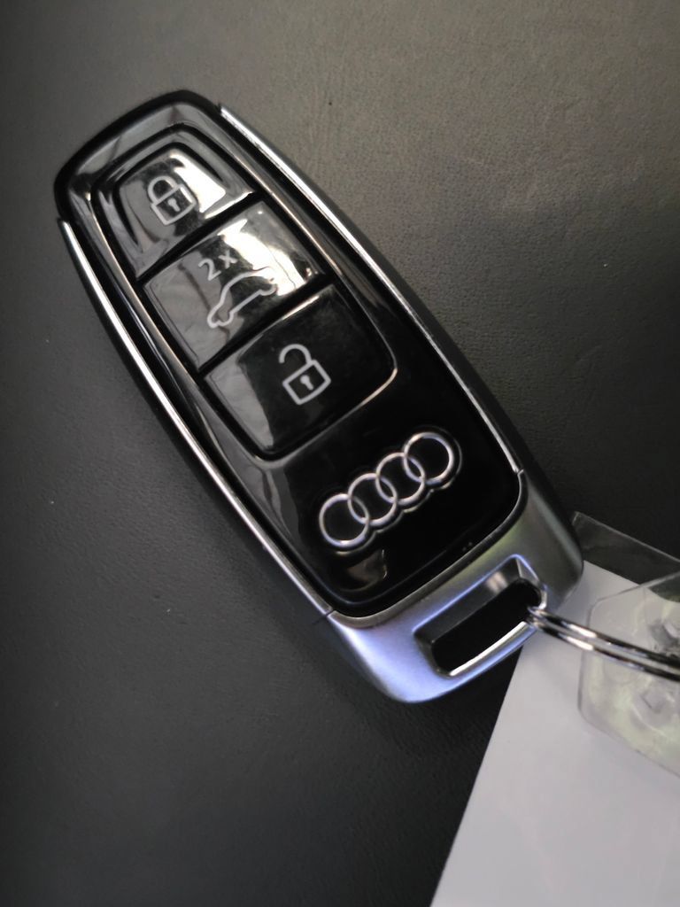Certified 2023 Audi SQ8 Premium Plus w/ Black Optic Package AWD/4WD image 36
