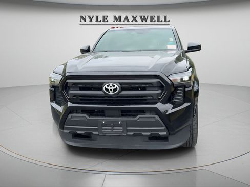 Used 2024 Toyota Tacoma SR AWD/4WD image 8