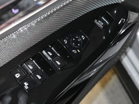 New 2026 BMW 740i xDrive image 5