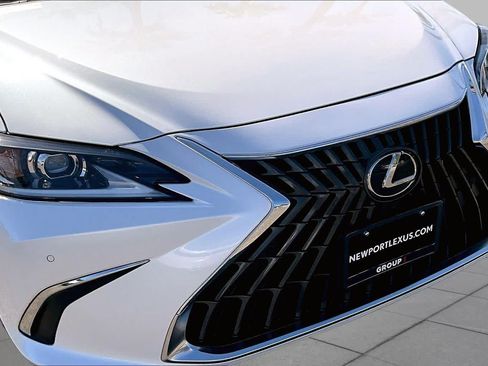 Certified 2024 Lexus ES 350 w/ Accessory Package (Z1) FWD image 28