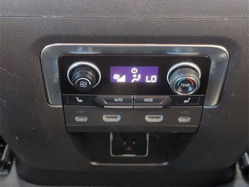 Used 2021 Chevrolet Tahoe Premier image 21