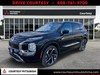 New 2025 Mitsubishi Outlander 4WD Plug-In Hybrid