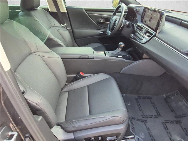 Used 2025 Lexus ES 350 w/ Premium Package FWD image 21