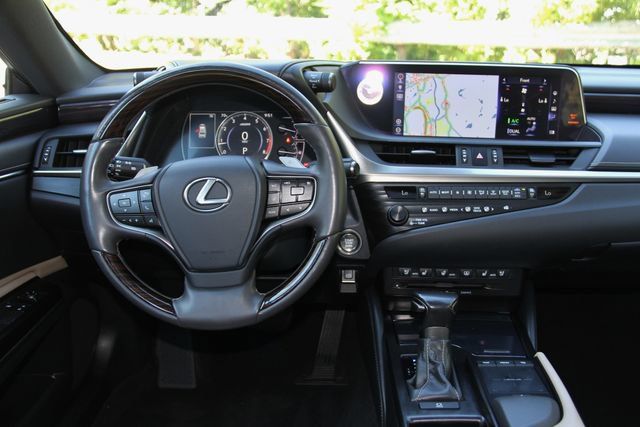Used 2019 Lexus ES 350 w/ Accessory Package FWD image 21