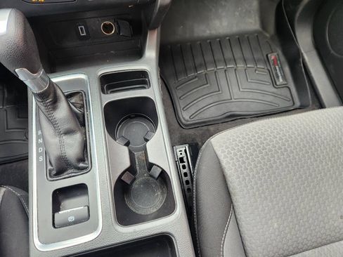 Used 2017 Ford Escape SE w/ Equipment Group 201A AWD/4WD image 22