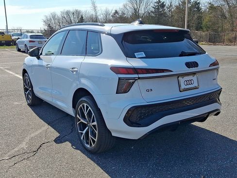 New 2026 Audi Q3 quattro 2.0T image 3