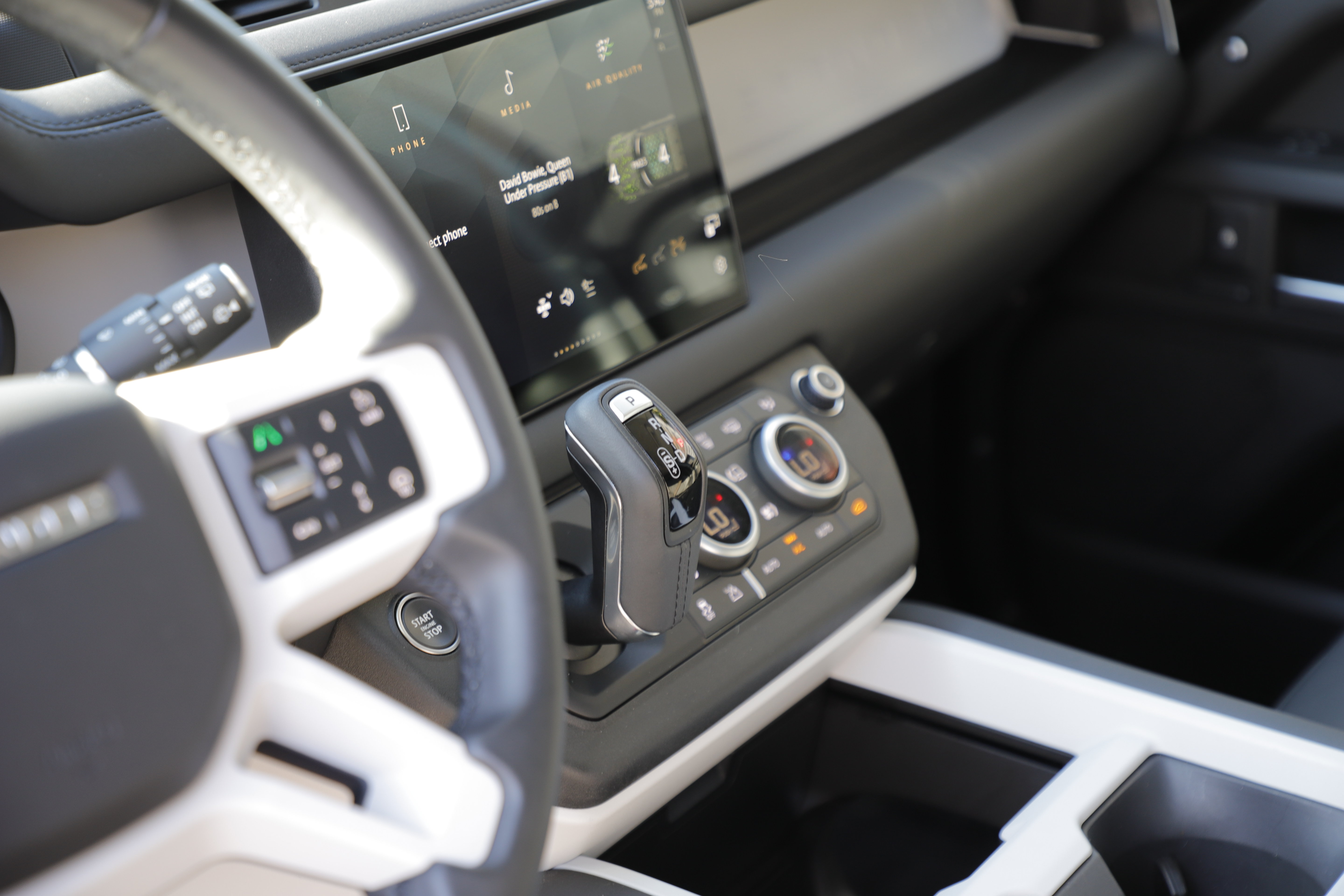 Used 2025 Land Rover Defender 110 S AWD/4WD image 22