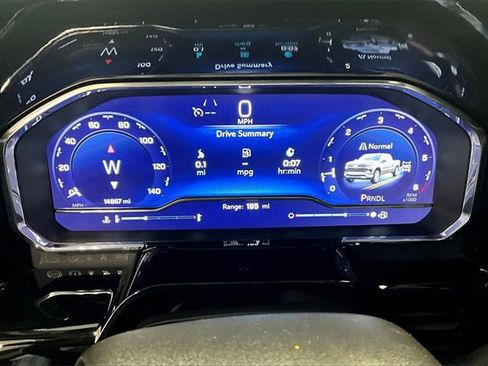 Used 2025 Chevrolet Silverado 1500 LT image 14