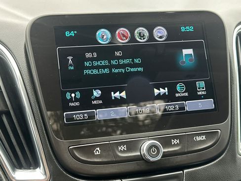 Used 2017 Chevrolet Malibu Premier w/ Premier Sun and Wheel Package FWD image 17