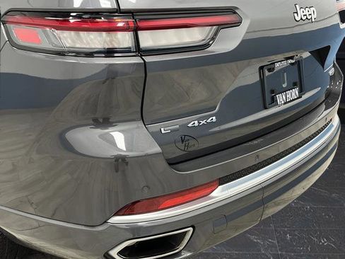 Used 2023 Jeep Grand Cherokee L Summit image 39