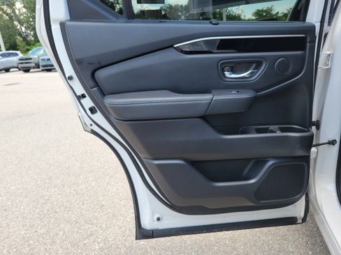 Used 2024 Honda Pilot EX-L image 14