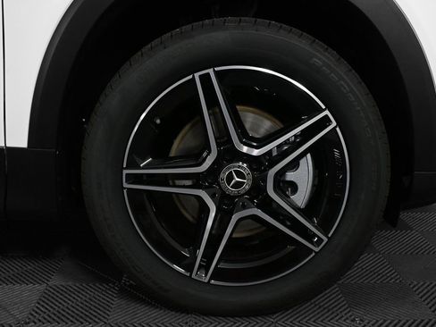 New 2026 Mercedes-Benz GLB 250 image 37