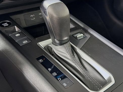 New 2026 Nissan Kicks SV FWD image 17