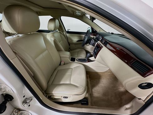 Used 2009 Chevrolet Impala LT image 28