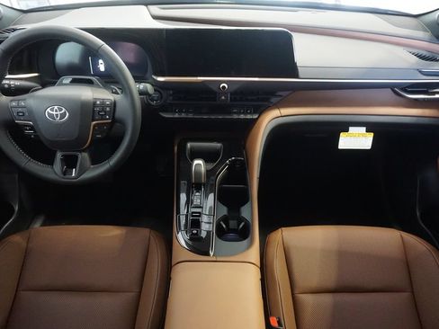 New 2026 Toyota Crown Signia AWD/4WD image 30