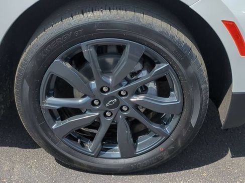 Certified 2023 Chevrolet Equinox RS w/ RS Leather Package AWD/4WD image 10