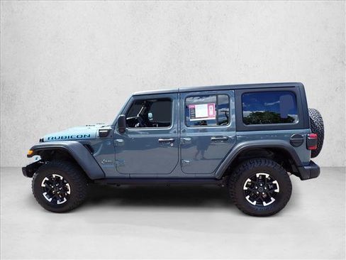 Used 2024 Jeep Wrangler Unlimited Rubicon 4xe w/ Capability Package AWD/4WD image 2