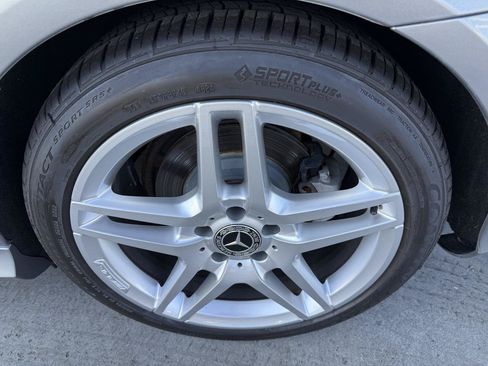 Used 2014 Mercedes-Benz E 350 4MATIC Sport image 49