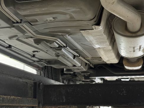 Used 2006 Cadillac DTS w/ Trunk Convenience Package FWD image 26