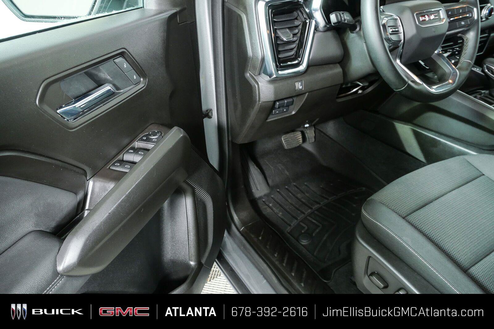 Used 2025 GMC Canyon Elevation w/ Convenience Package RWD image 7