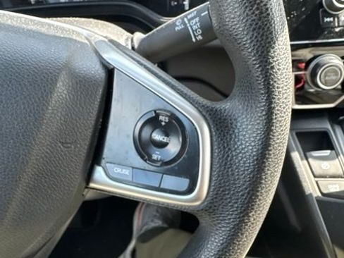 Used 2019 Honda CR-V LX image 8