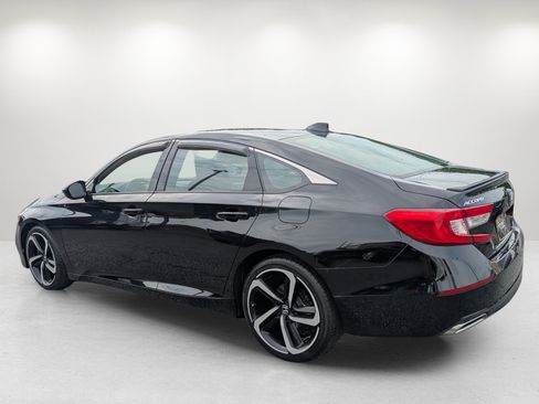 Used 2018 Honda Accord Sport image 7