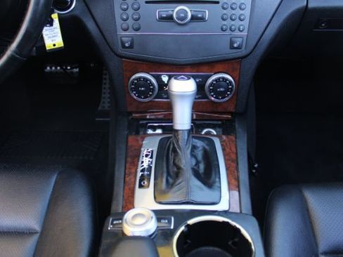 Used 2011 Mercedes-Benz C 300 Sport image 14