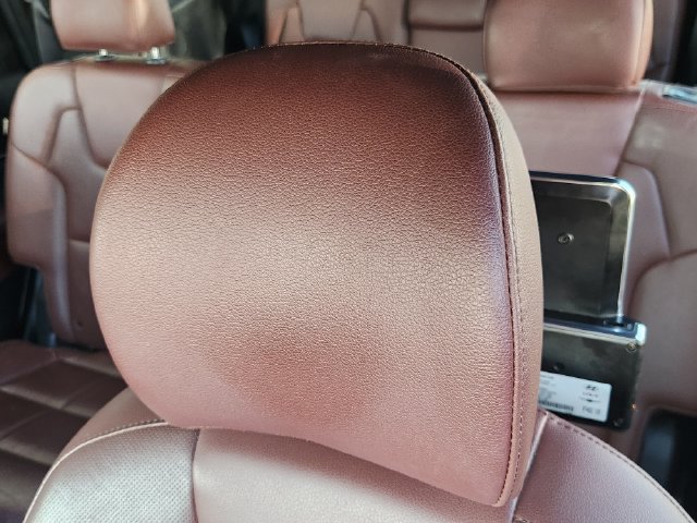 Used 2023 Kia Telluride EX w/ EX Captain's Chair Package FWD image 24