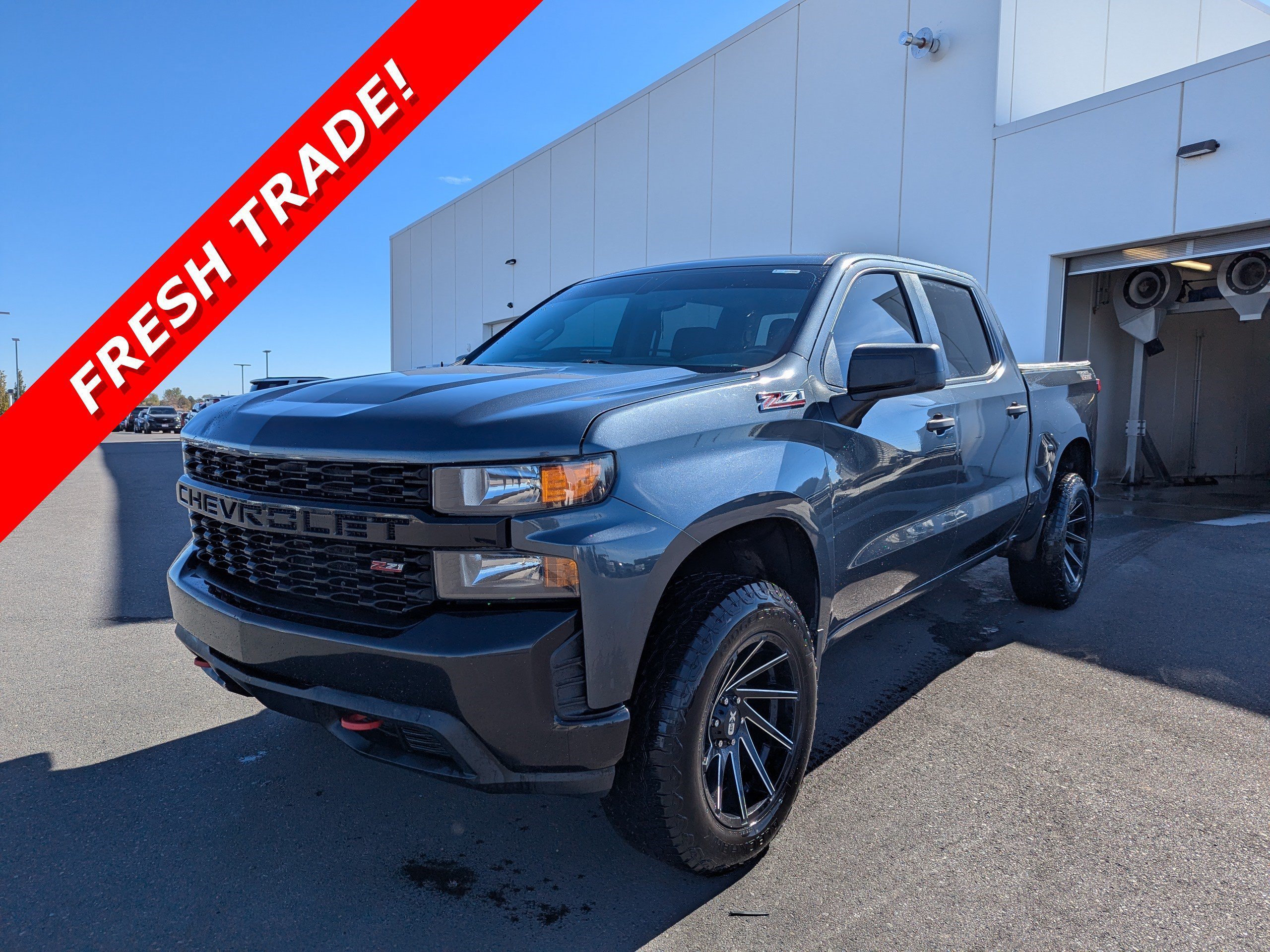 Used 2020 Chevrolet Silverado 1500 Custom Trail Boss w/ LPO, Dark Essentials Package AWD/4WD image 1