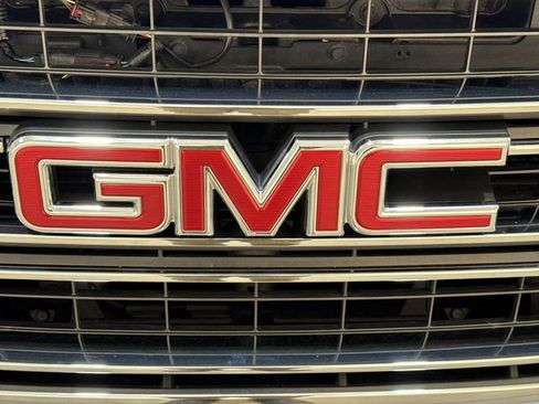 Certified 2020 GMC Yukon SLT image 31
