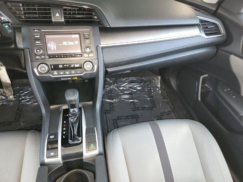 Used 2020 Honda Civic LX image 17