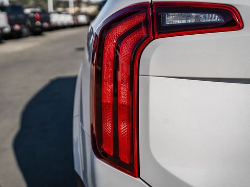 Used 2022 Kia Telluride S image 12