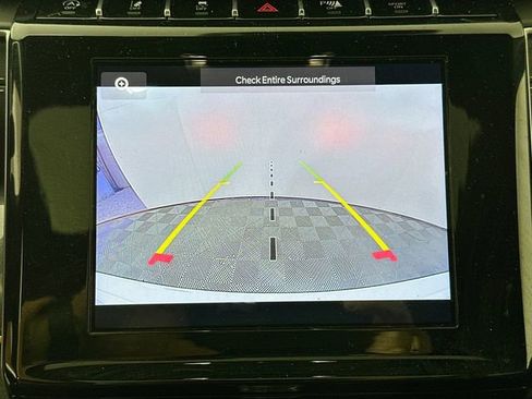 Used 2023 Jeep Grand Cherokee Altitude image 13