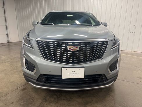 Used 2024 Cadillac XT5 Premium Luxury image 3