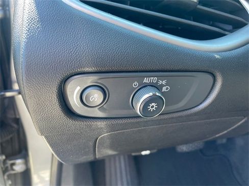 Used 2024 Chevrolet Malibu LT image 18