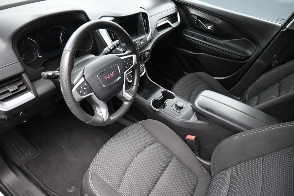 Used 2024 GMC Terrain SLE AWD/4WD image 21