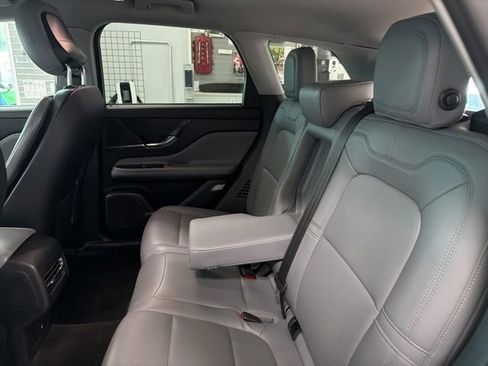 Used 2020 Lincoln Corsair AWD w/ Equipment Group 101A image 20