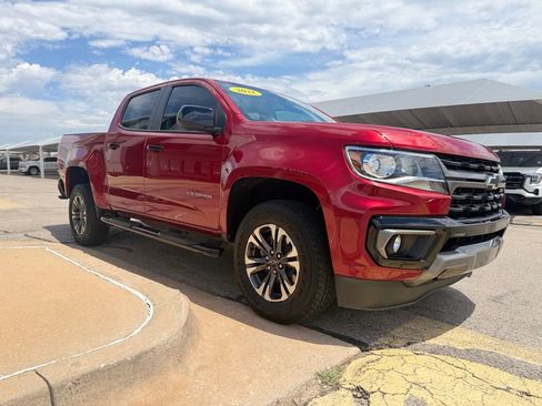 Used 2021 Chevrolet Colorado Z71 w/ Safety Package RWD image 3
