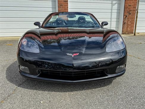 Used 2011 Chevrolet Corvette Convertible w/ Preferred Equipment Group image 14