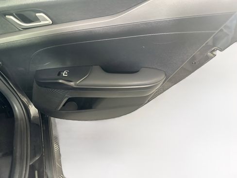 Used 2025 Kia K5 LXS image 28