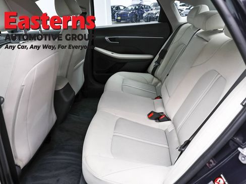 Used 2023 Hyundai Sonata SEL FWD image 21