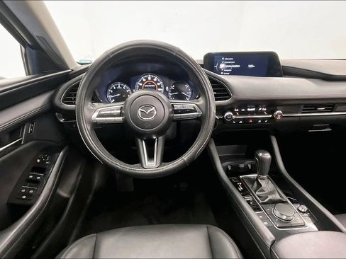 Used 2023 MAZDA MAZDA3 s FWD image 4