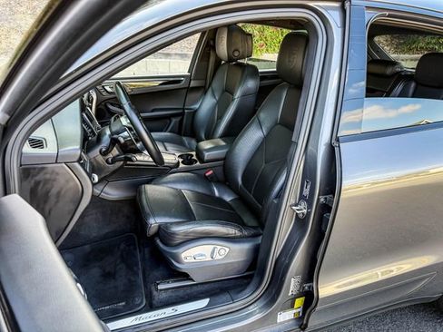 Used 2016 Porsche Macan S AWD/4WD image 9