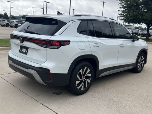 Certified 2026 Volkswagen Tiguan S FWD image 9