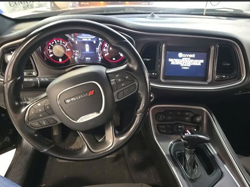 Used 2020 Dodge Challenger SXT w/ Blacktop Package RWD image 8